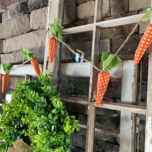 LAST ONE! Spring Carrot Garland